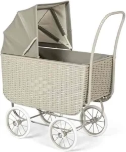 Rotan poppenwagen retro